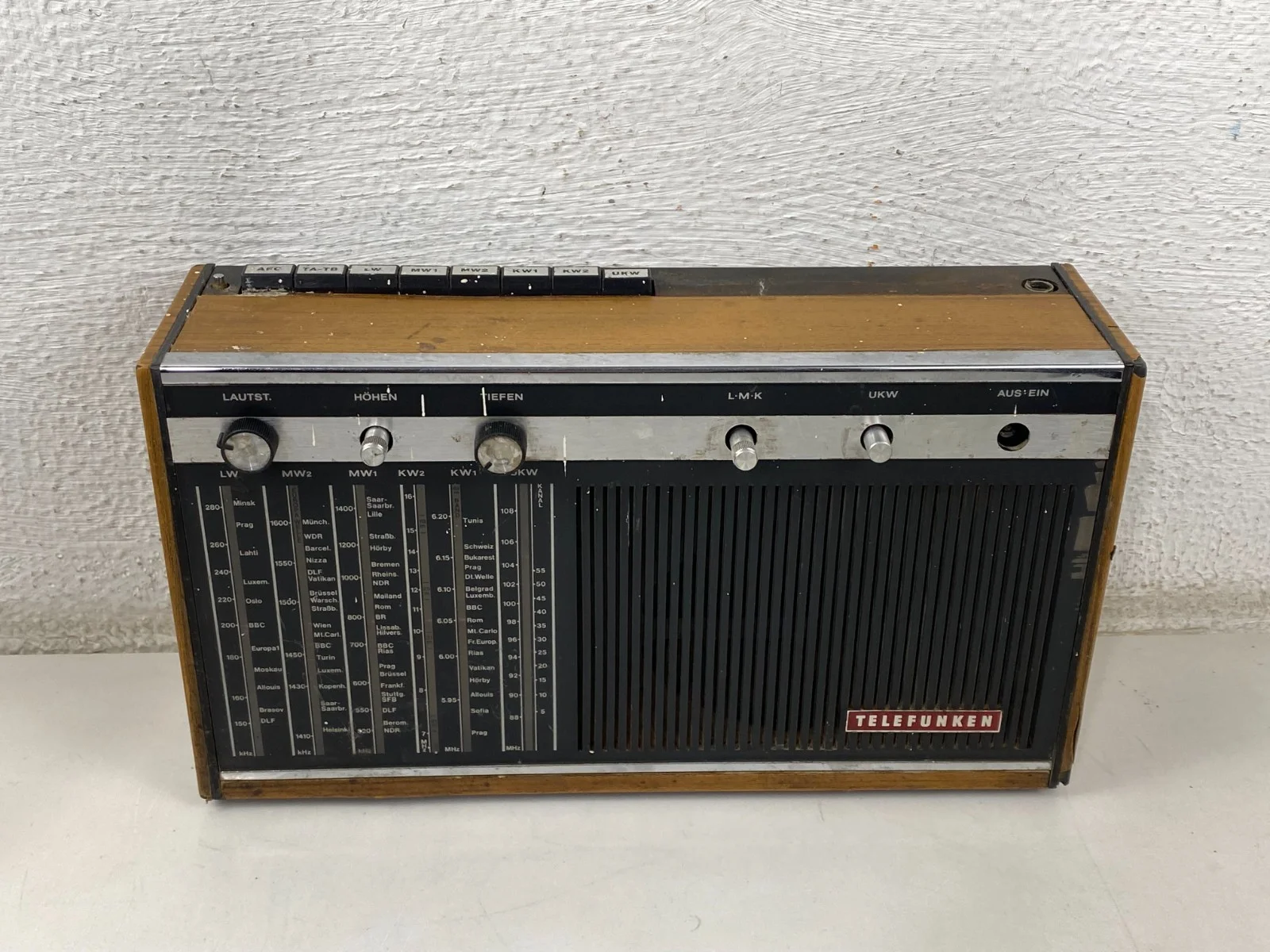 Telefunken Atlanta 101 Portable Transistor Radio