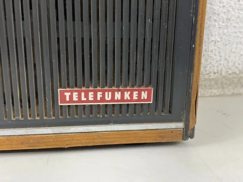 Telefunken Atlanta 101 Portable Transistor Radio