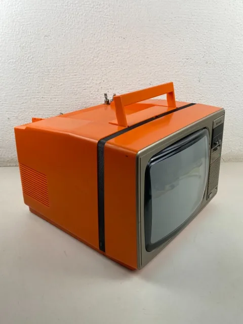 Sharp C-1001SP Retro CRT Space Age color TV orange