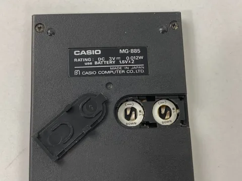 Casio MG-885 Game & Calculator