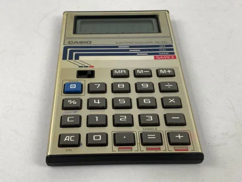 Casio MG-885 Game & Calculator