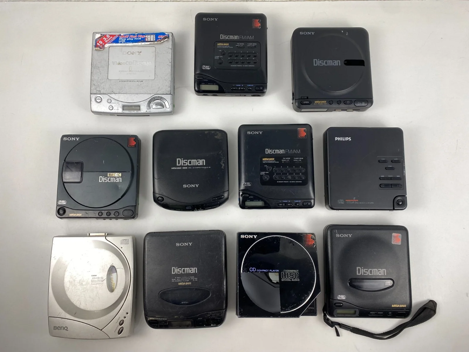 Sony Discman Philips Portable CD Sony D-99 / DT-66 / D-22 / D- 11 (Lot 11)Parts