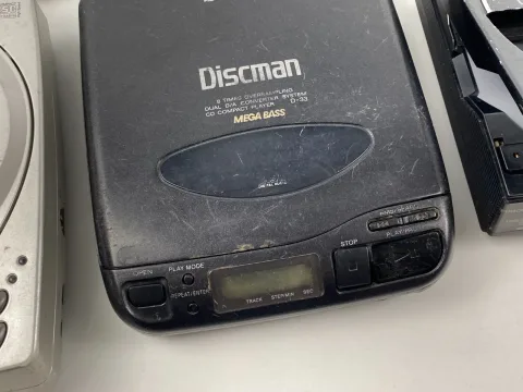 Sony Discman Philips Portable CD Sony D-99 / DT-66 / D-22 / D- 11 (Lot 11)Parts