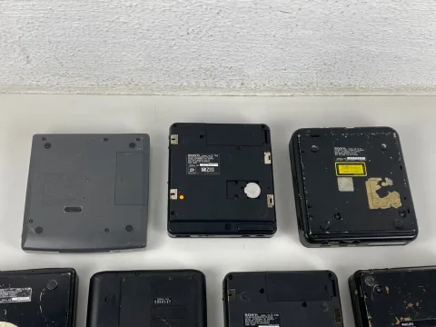 Sony Discman Philips Portable CD Sony D-99 / DT-66 / D-22 / D- 11 (Lot 11)Parts