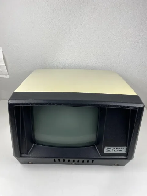 BeeHive DM5A Terminal Computer 1981