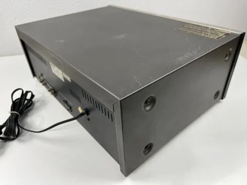 Teac A-700 - Stereo Cassette Deck Recorder