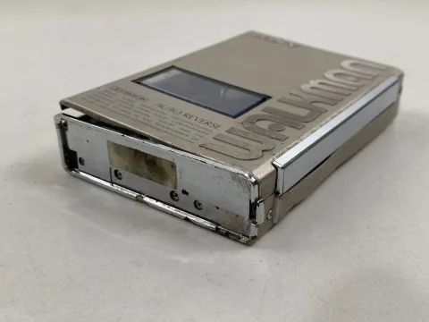 Sony WM-103 Walkman Cassette Player