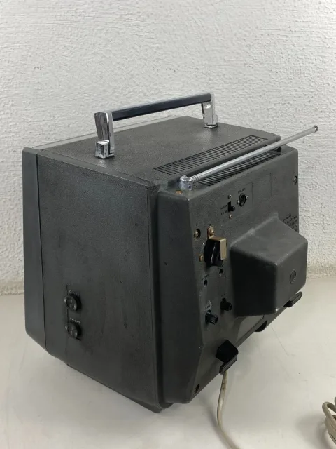 Sony Solid State Television Portable TV-112UM UHF / VHF 70s