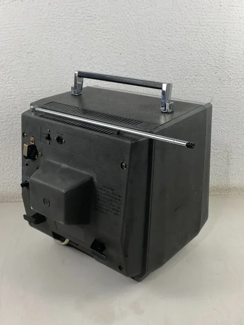 Sony Solid State Television Portable TV-112UM UHF / VHF 70s