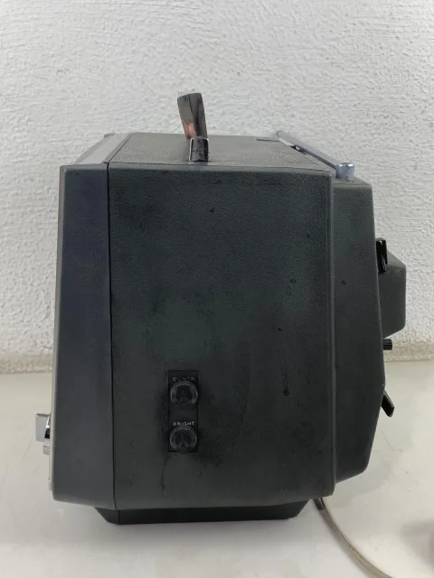 Sony Solid State Television Portable TV-112UM UHF / VHF 70s
