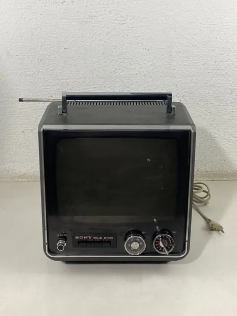 Sony Solid State Television Portable TV-112UM UHF / VHF 70s