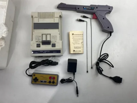 Rinco Home Computer Famiclone NES Family Game كمبيوتر العائله كابتن ماجد عربي