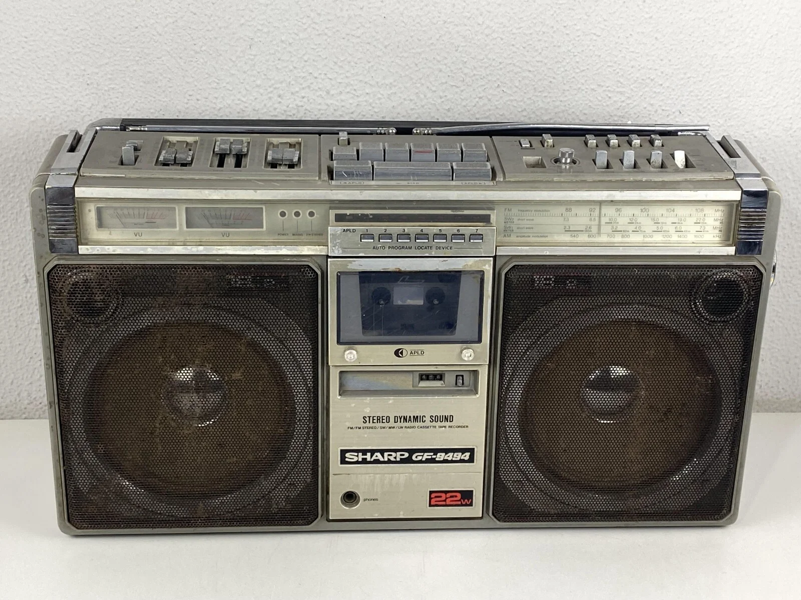 Sharp GF-9494H Cassette Radio Ghetto Blaster Tape Recorder Boombox
