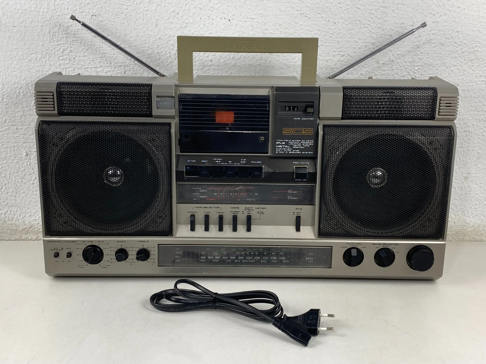 Akai AJ-505FS Boombox Ghetto Blaster Cassette Recorder Radio