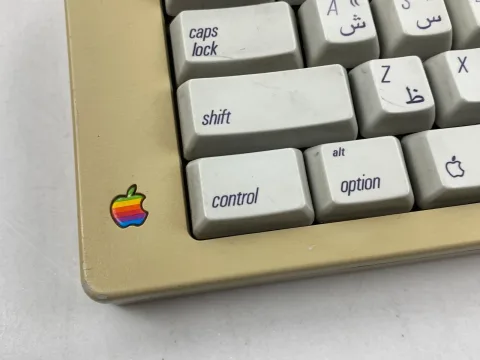 Apple Macintosh II Extended Family Keyboard M0115 Alps Orange Arabic Key