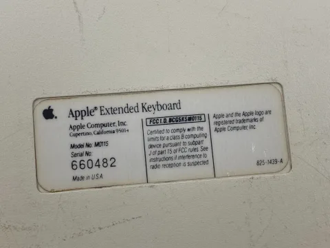 Apple Macintosh II Extended Family Keyboard M0115 Alps Orange Arabic Key