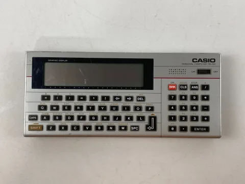 كمبيوتر شخصي كاسيو PB-700