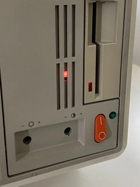 Computer NCR Decision Mate V Model 1103-65598