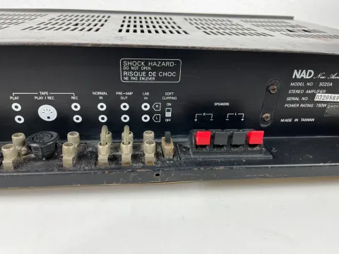 Integrated Amplifier NAD 3020A Series 20