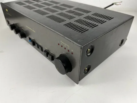 Integrated Amplifier NAD 3020A Series 20