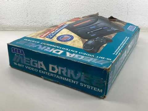 Sega mega drive 2 16-Bit 18 games inside Console