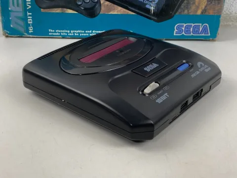 Sega mega drive 2 16-Bit 18 games inside Console