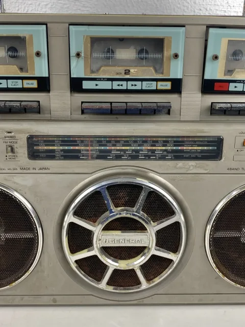 Triple Sterio Radio Cassette Recorder Boombox