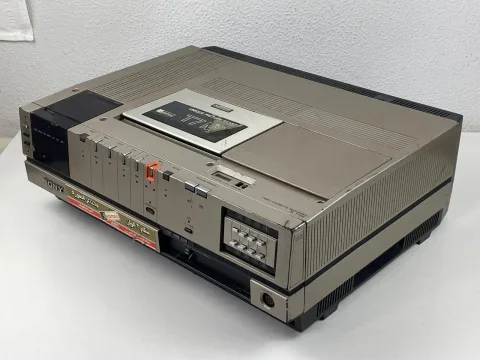 Sony Betamax SL-T7ME Video Cassette Recorder VCR