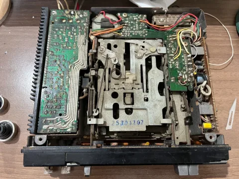 Clarion PA-9035A cassette car stereo