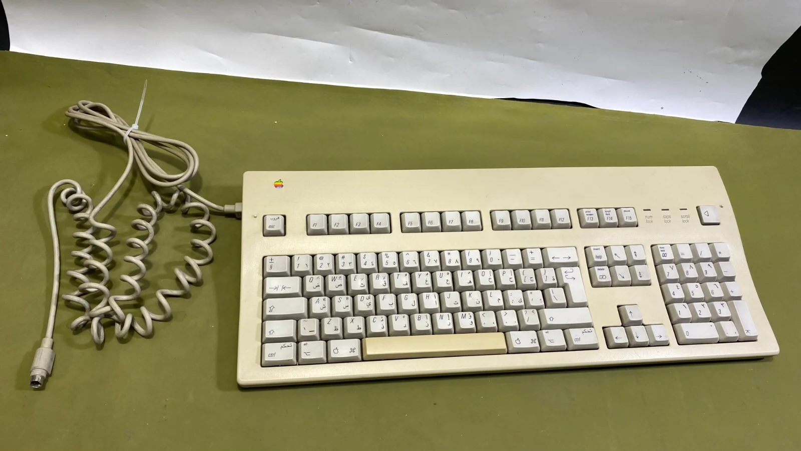 Apple Macintosh II Extended Family Keyboard M3501 Arabic Key