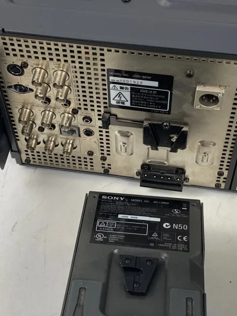 double Sony LMD-9030 9" VGA Multi-Format LCDSD-SDI W/ AC-LMD9 Power Supply