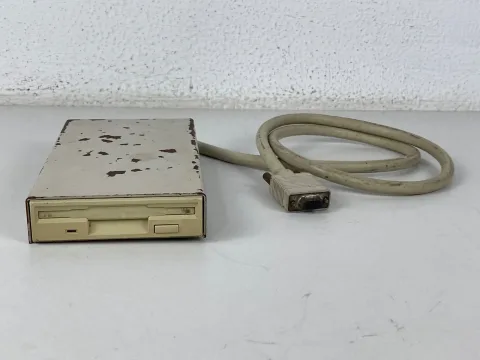 محرك أقراص مرن خارجي بحجم 3.5 بوصة من بار تيك موديل M3521