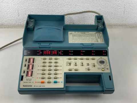 Tektronix 832 Data Comm Tester