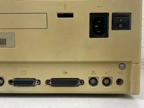 Apple Macintosh SE 1/40 M5011 Computer