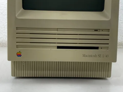 Apple Macintosh SE 1/40 M5011 Computer