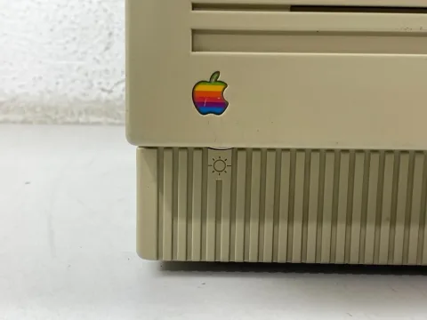 Apple Macintosh SE 1/40 M5011 Computer
