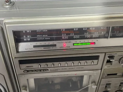Sanyo M-9996K Ghetto Blaster Radio Cassette Recorder Boombox