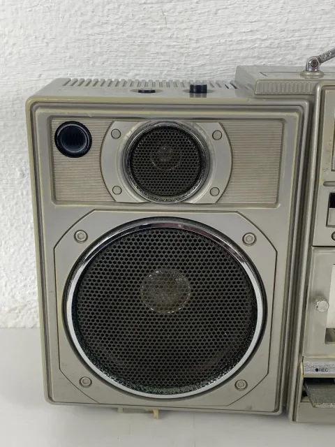 Sanyo M-9996K Ghetto Blaster Radio Cassette Recorder Boombox