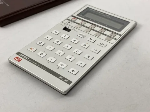 Casio ML-90 ساعة حاسبة موسيقية