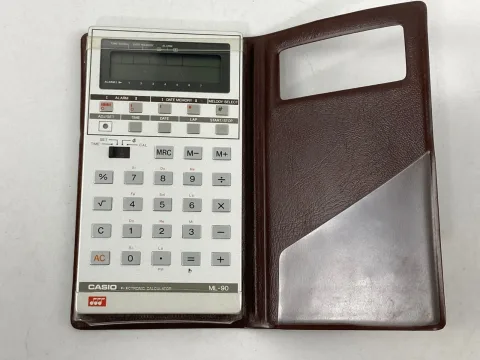 Casio ML-90 ساعة حاسبة موسيقية