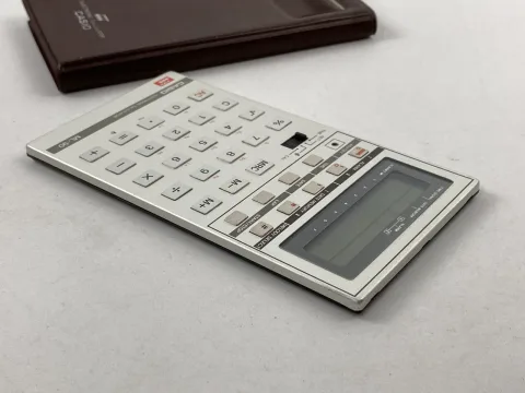 Casio ML-90 ساعة حاسبة موسيقية