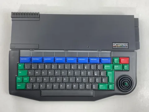 نظام كمبيوتر منزلي إنتربرايز 64