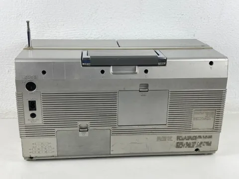 Sony CFS-88S Boombox Ghettoblaster Stereo Radio Cassette Recorder