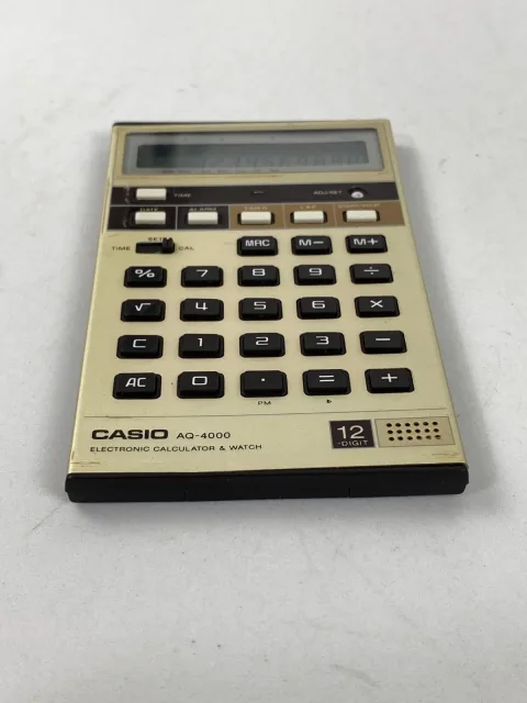 كاسيو AQ-4000 حاسبة إلكترونية وساعة