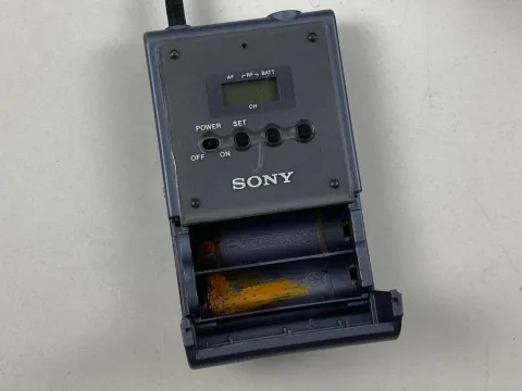 Sennheiser EW100 Bodypack Transmitter Receiver Sony UTX-B1 UHF LOT 4