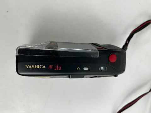 كاميرا فيلم ياشيكا AF J2 35 مم مدمجة 32 مم