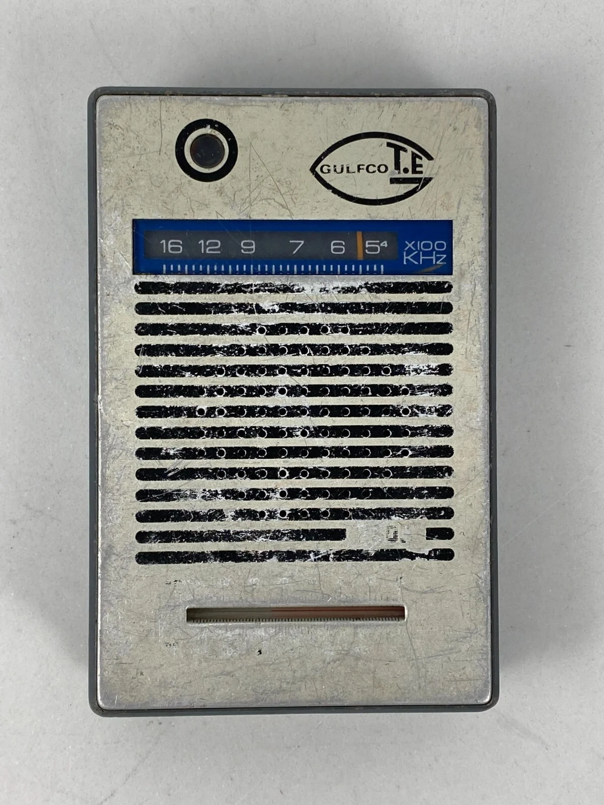 Gulfco T.E Transistor pocket radio Retro portable radio