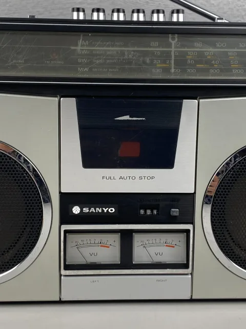Sanyo M-4500 Boombox Stereo Cassette Recorder Ghetto Blaster