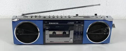 Sanyo M7780F Radio Cassette Recorder Boombox Ghettoblaster Blue