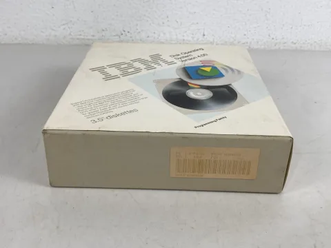 نظام تشغيل IBM DOS نسخة 4.00 على قرص مرن 3.5" بوصة 1988